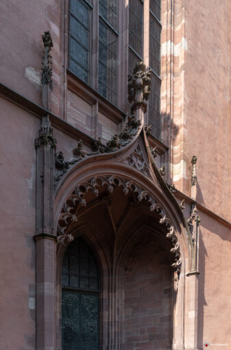 Dettaglio del Duomo di Francoforte sul Meno - Fotografie © Archweb.com