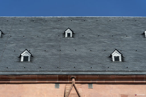 Dettaglio della copertura del Duomo di Francoforte sul Meno - Fotografie © Archweb.com