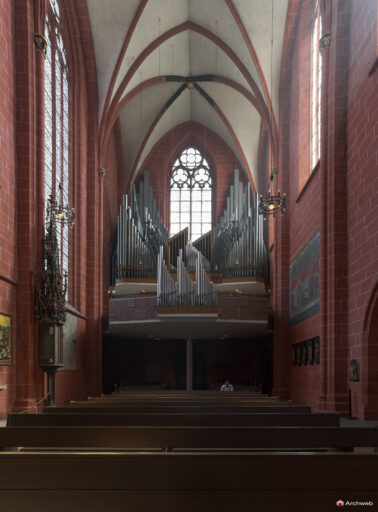 Interno del Duomo di Francoforte sul Meno - Fotografie © Archweb.com