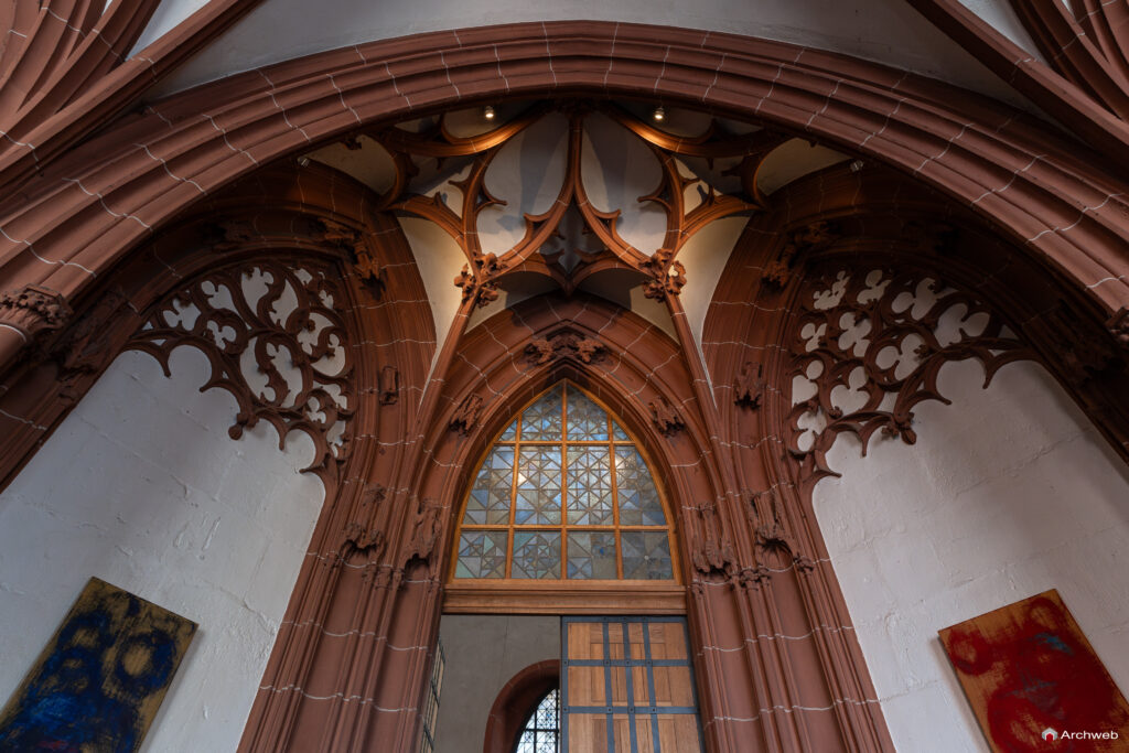 Interno del Duomo di Francoforte sul Meno - Fotografie © Archweb.com
