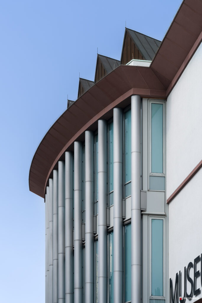 MMK – Museum für Moderne Kunst di Francoforte sul Meno, progettato da Hans Hollein