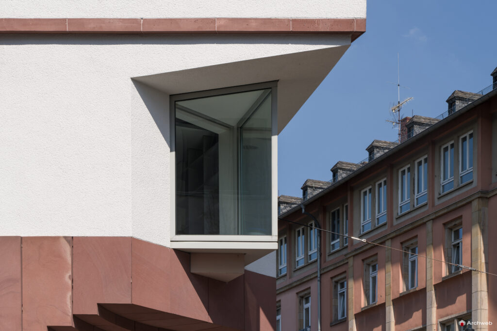 MMK – Museum für Moderne Kunst di Francoforte sul Meno, progettato da Hans Hollein