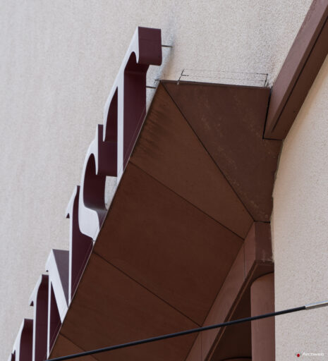 MMK – Museum für Moderne Kunst di Francoforte sul Meno, progettato da Hans Hollein
