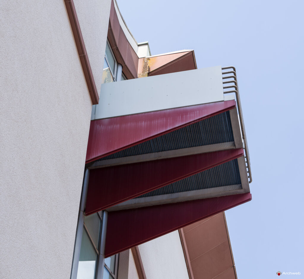 MMK – Museum für Moderne Kunst di Francoforte sul Meno, progettato da Hans Hollein