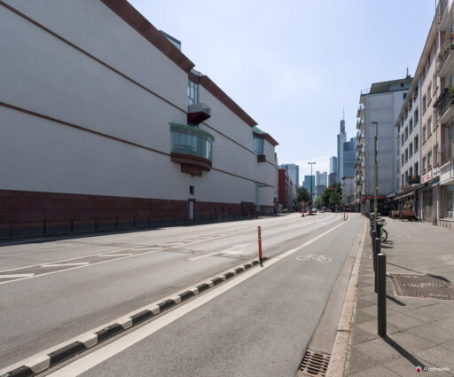 MMK – Museum für Moderne Kunst di Francoforte sul Meno, progettato da Hans Hollein