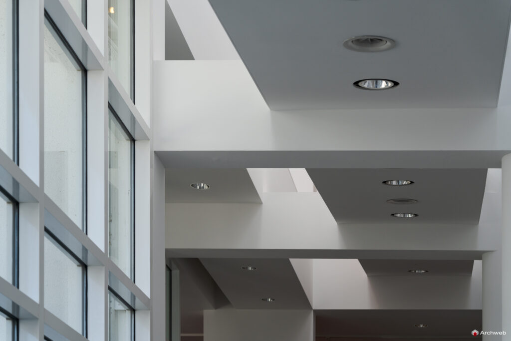 Museum Angewandte Kunst (MAK) di Francoforte progettato da Richard Meier - Fotografie © Archweb.com