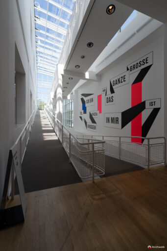 Museum Angewandte Kunst (MAK) di Francoforte progettato da Richard Meier - Fotografie © Archweb.com