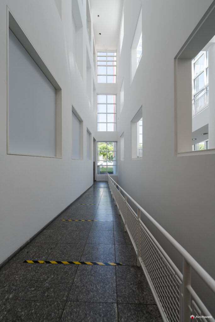 Museum Angewandte Kunst (MAK) di Francoforte progettato da Richard Meier - Fotografie © Archweb.com