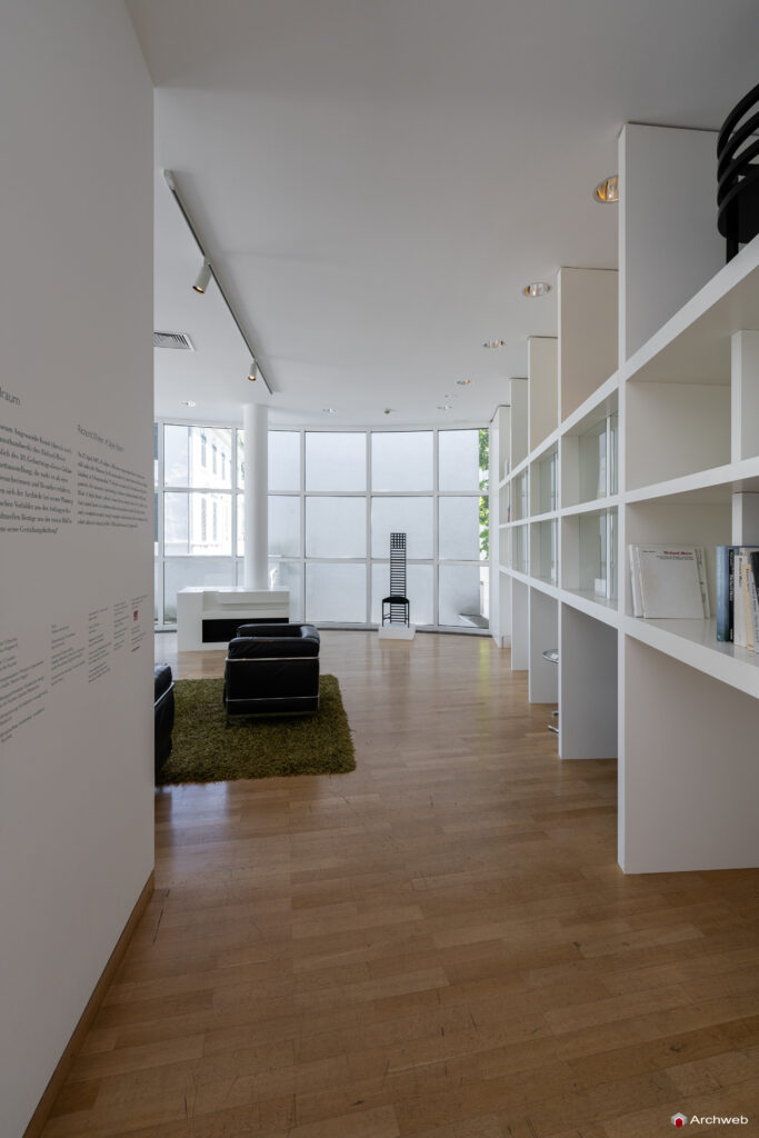 Museum Angewandte Kunst (MAK) di Francoforte progettato da Richard Meier - Fotografie © Archweb.com