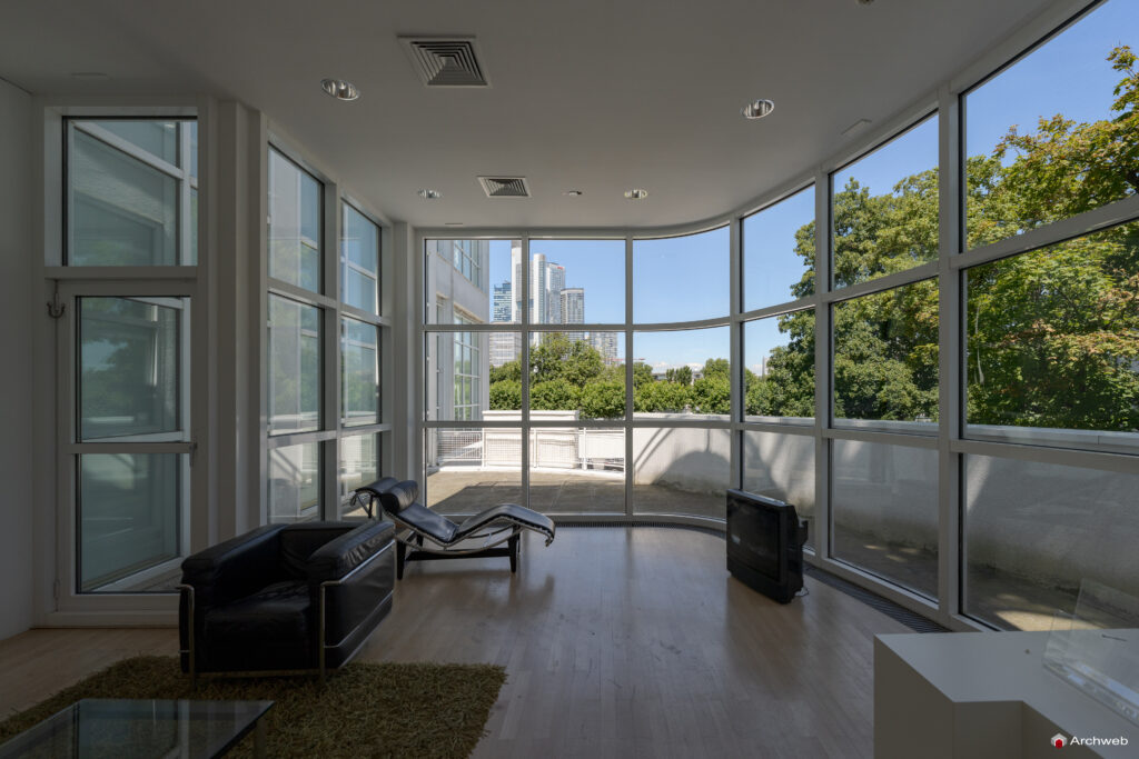 Museum Angewandte Kunst (MAK) di Francoforte progettato da Richard Meier - Fotografie © Archweb.com