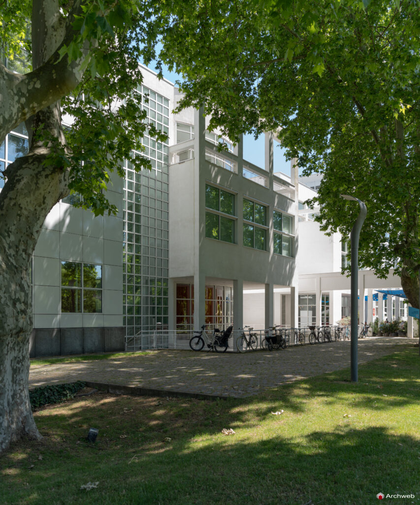 Museum Angewandte Kunst (MAK) di Francoforte progettato da Richard Meier - Fotografie © Archweb.com
