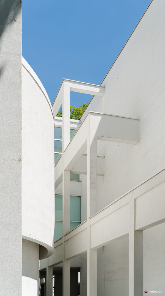 Museum Angewandte Kunst (MAK) di Francoforte progettato da Richard Meier - Fotografie © Archweb.com