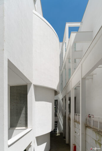 Museum Angewandte Kunst (MAK) di Francoforte progettato da Richard Meier - Fotografie © Archweb.com