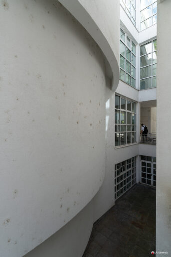 Museum Angewandte Kunst (MAK) di Francoforte progettato da Richard Meier - Fotografie © Archweb.com
