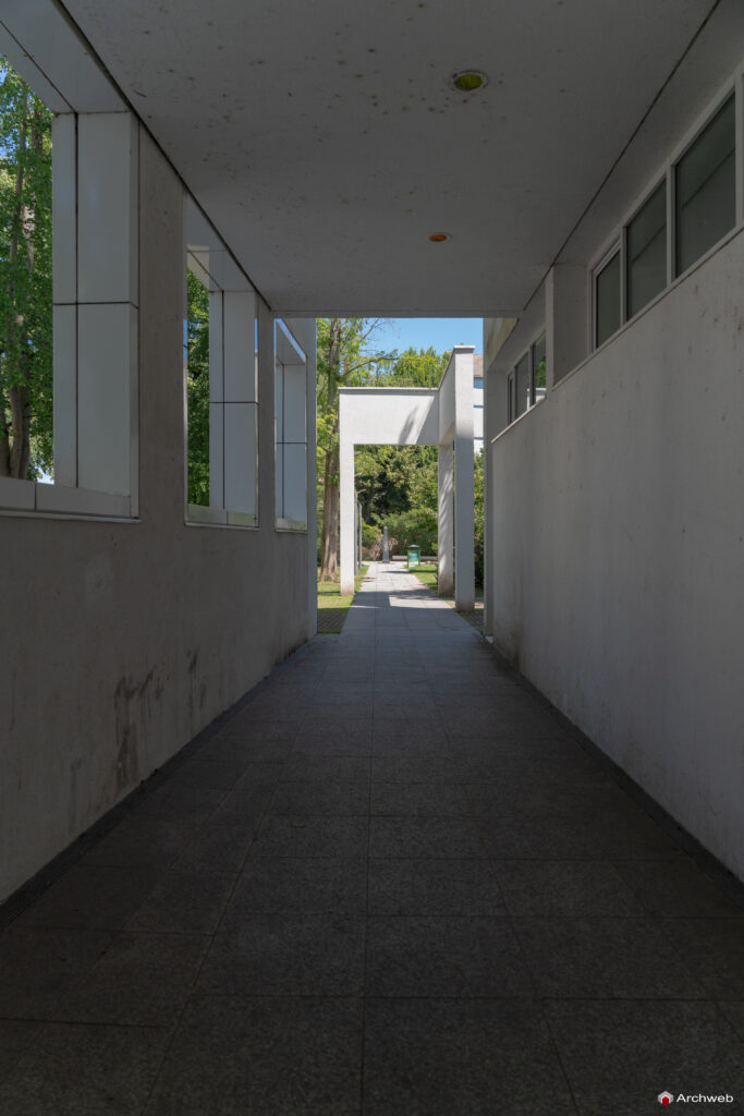 Museum Angewandte Kunst (MAK) di Francoforte progettato da Richard Meier - Fotografie © Archweb.com