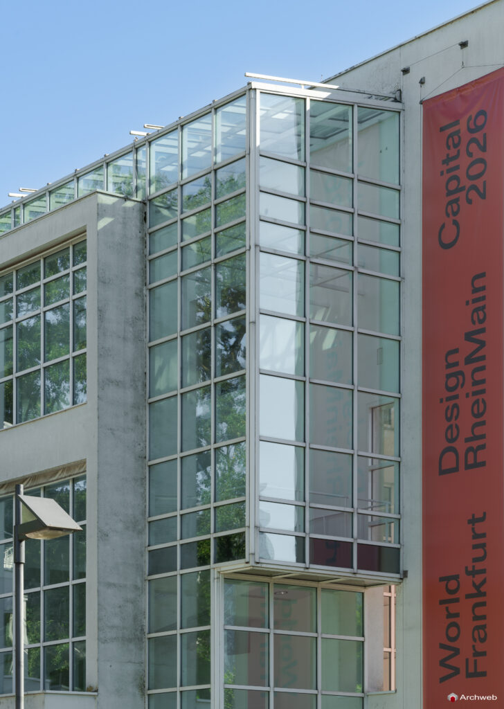 Museum Angewandte Kunst (MAK) di Francoforte progettato da Richard Meier - Fotografie © Archweb.com