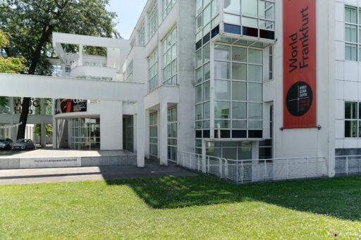Museum Angewandte Kunst (MAK) di Francoforte progettato da Richard Meier - Fotografie © Archweb.com