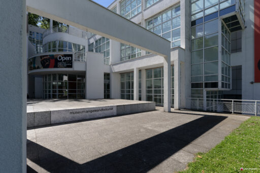 Museum Angewandte Kunst (MAK) di Francoforte progettato da Richard Meier - Fotografie © Archweb.com
