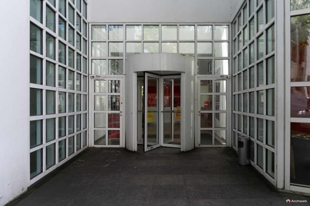 Museum Angewandte Kunst (MAK) di Francoforte progettato da Richard Meier - Fotografie © Archweb.com