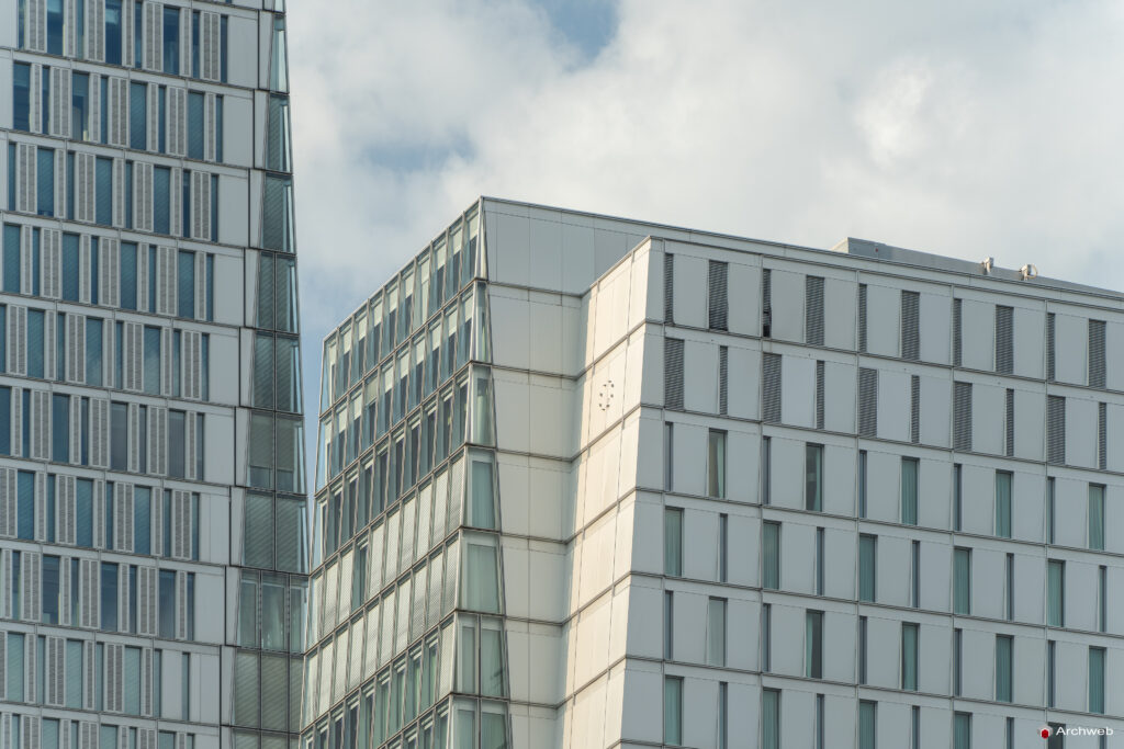 Dettaglio del complesso di torri "Nextower" a Francoforte - Fotografie © Archweb.com