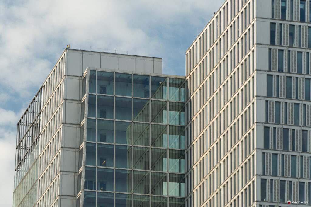 Dettaglio del complesso di torri "Nextower" a Francoforte - Fotografie © Archweb.com