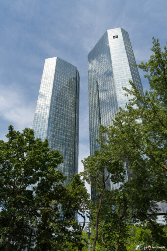 Le Deutsche Bank Twin Towers a Francoforte - Fotografie © Archweb.com