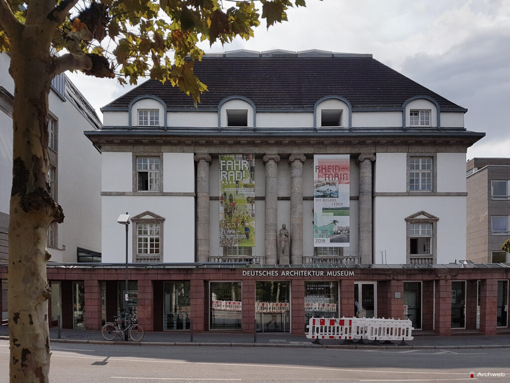 Deutsche Architekturmuseum (DAM). Museo Tedesco di Architettura a Francoforte sul Meno. Progetto Oswald Mathias Ungers.