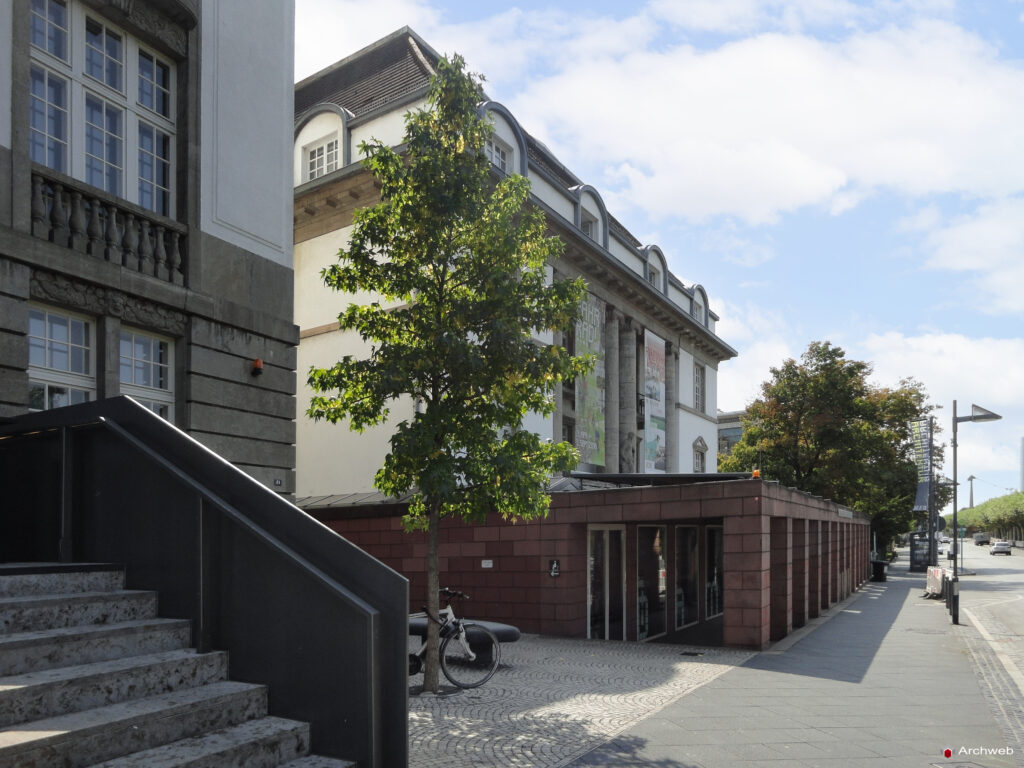 Deutsche Architekturmuseum (DAM). Museo Tedesco di Architettura a Francoforte sul Meno. Progetto Oswald Mathias Ungers.