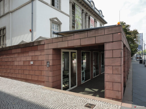 Deutsche Architekturmuseum (DAM). Museo Tedesco di Architettura a Francoforte sul Meno. Progetto Oswald Mathias Ungers.