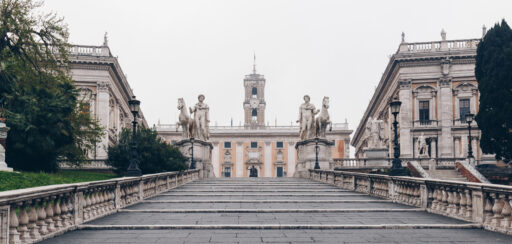 Cordonata di salita alla Piazza del Campidoglio a Roma