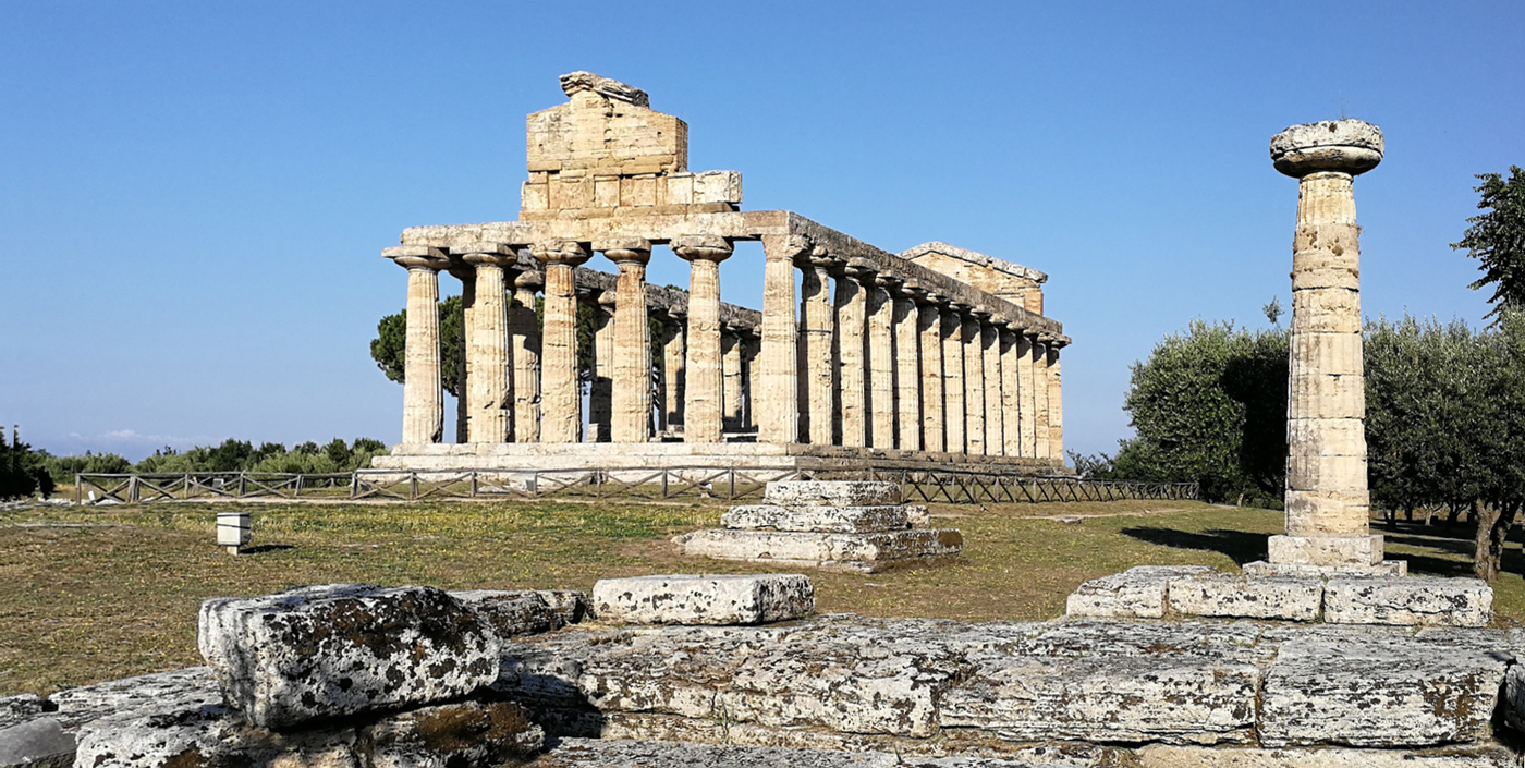 Tempio di Atena a Paestum